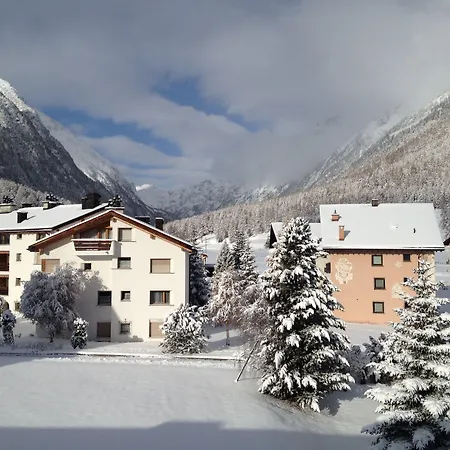 Bever Lodge Szálloda