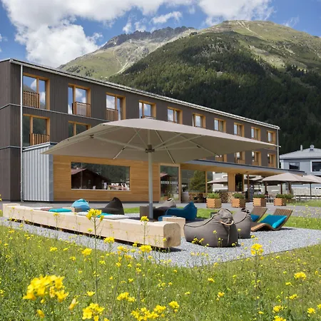 Bever Lodge 3* Bever