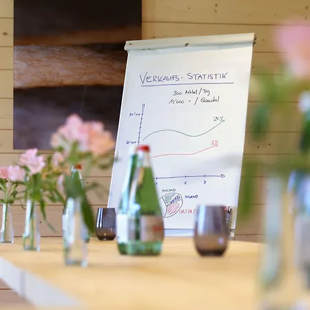 Bever Lodge Отель Бевер