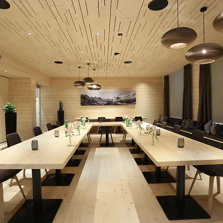 Bever Lodge Szálloda
