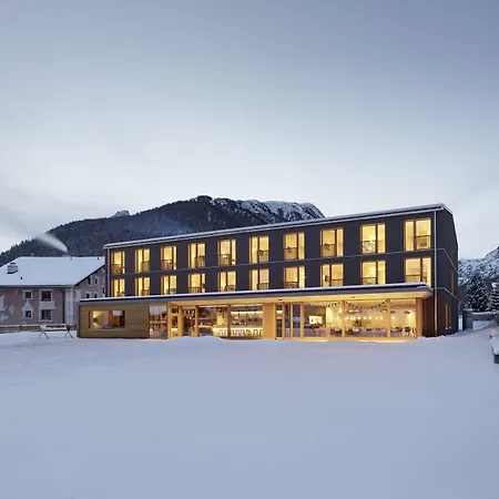 Bever Lodge 3* Bever