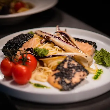 Bever Lodge Hotel 3*